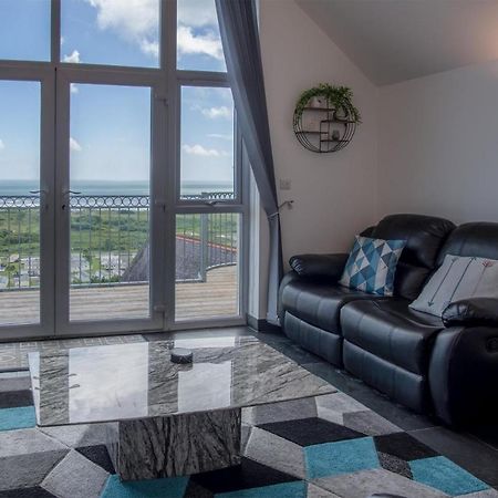 Nautilus - 2 Bedroom Apartment - Pendine Exterior photo
