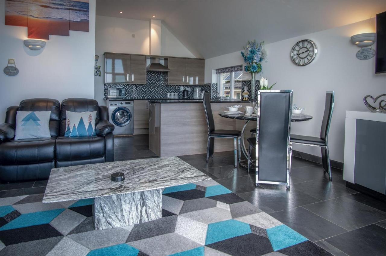 Nautilus - 2 Bedroom Apartment - Pendine Exterior photo